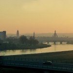 Stadt & Silhouette – Konzepte für das Dresdner Elbufer